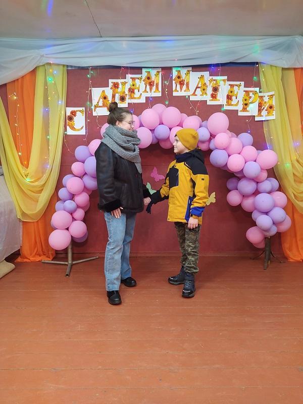 <strong><strong>Материнское сердце - источник любви</strong></strong>